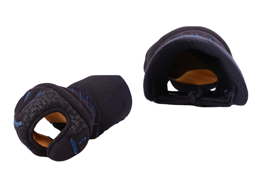 Latest Practical Kendo Kote "SOTEN" 4mm light stitch embroidery [grip feeling close to bare hand] Special Kote!